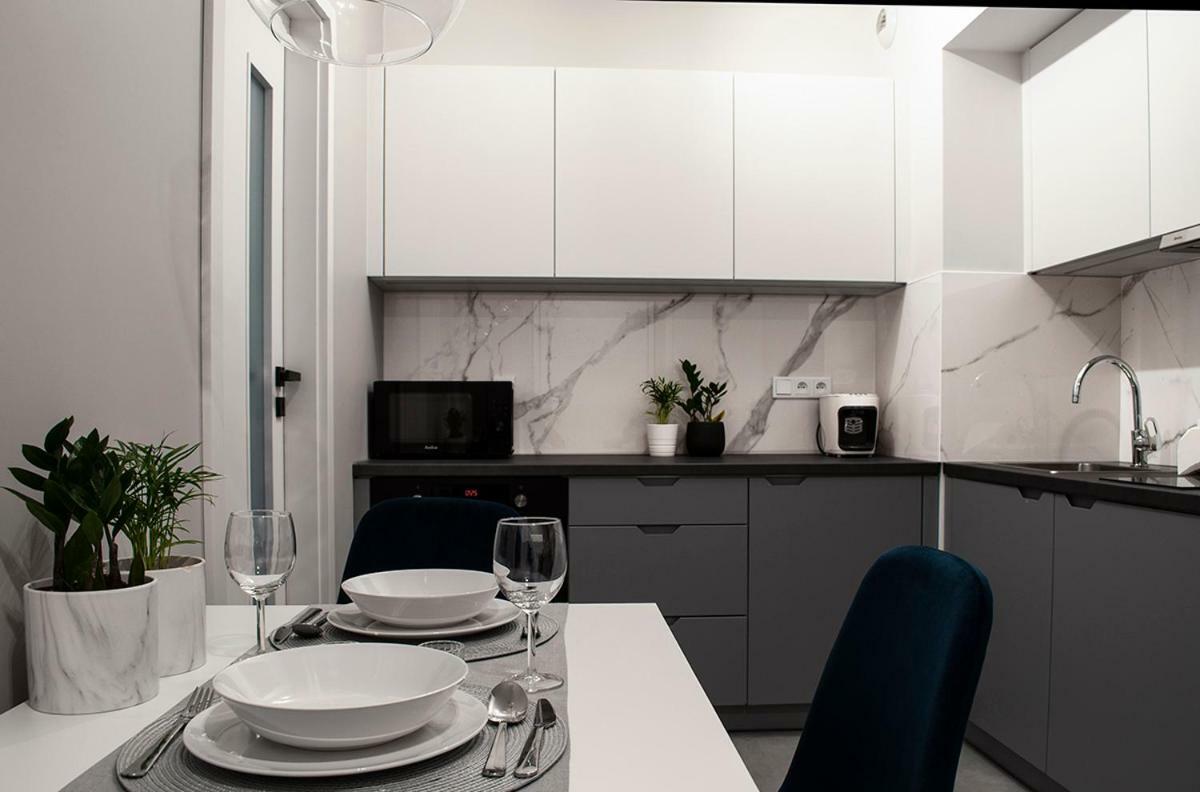 Navyblue Apartment Cracow Free Parking Tv Krasków Exterior foto